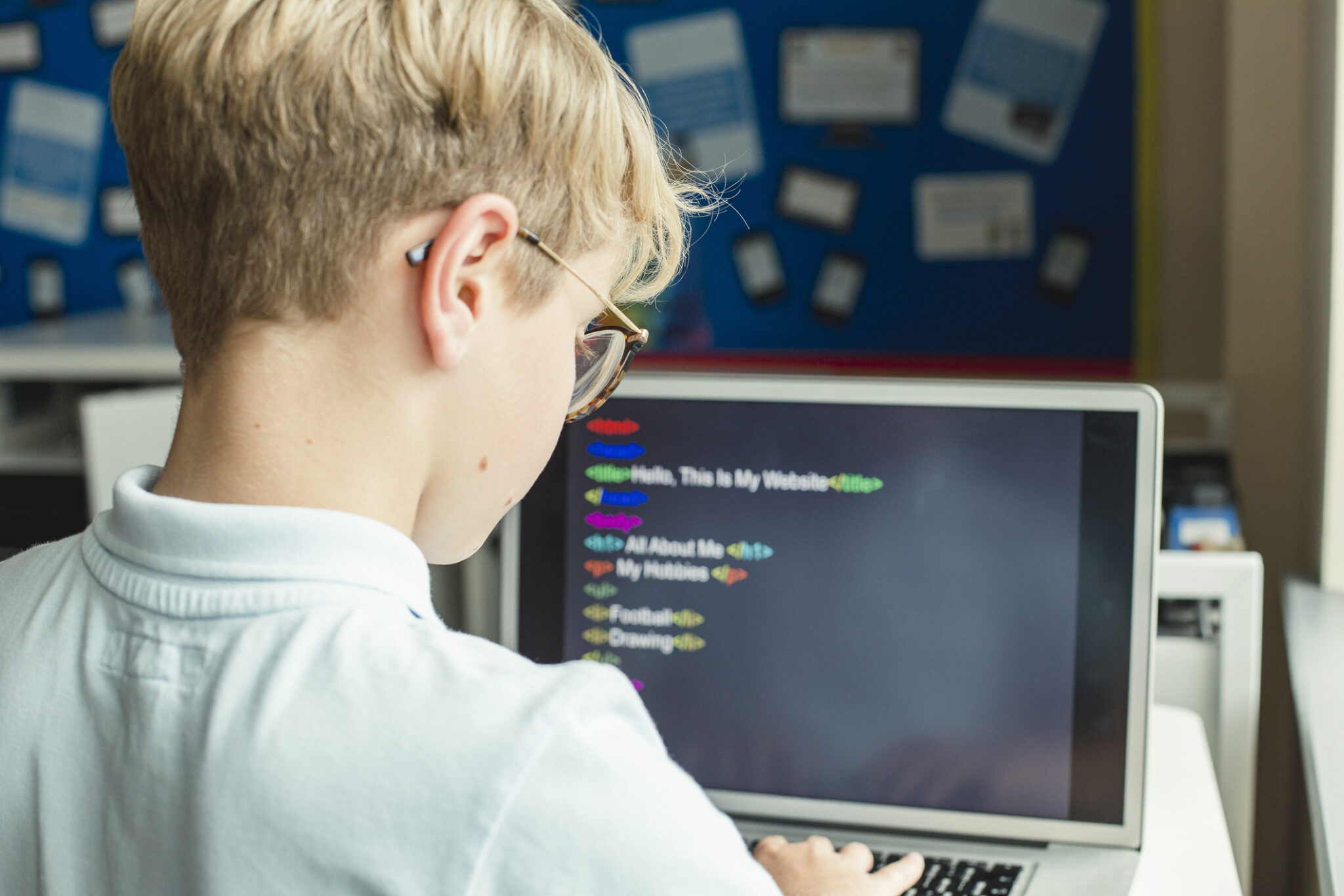 pros-and-cons-of-teaching-coding-to-school-students-read-best-review