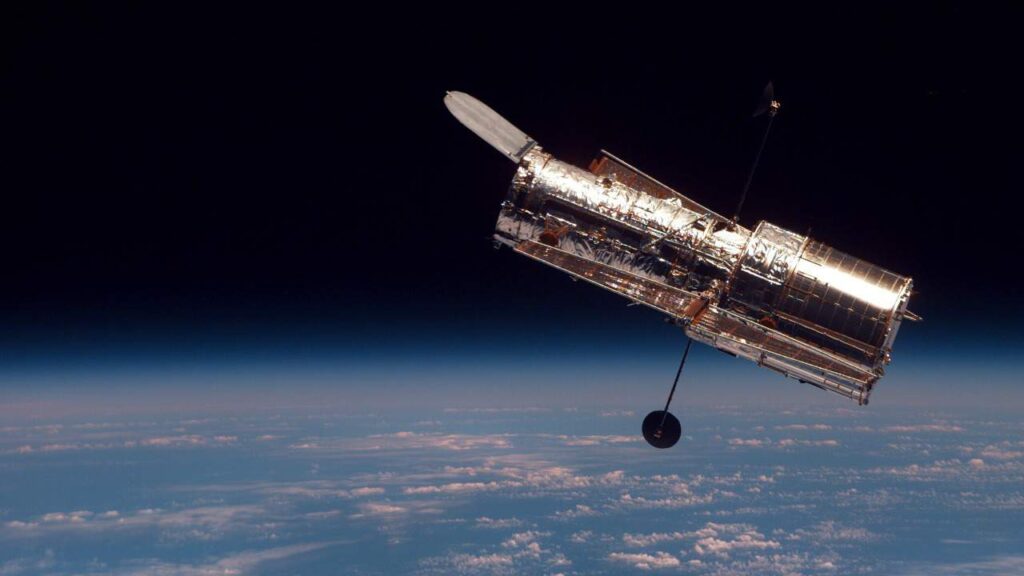 The NASA plan to repair Hubble gets good news