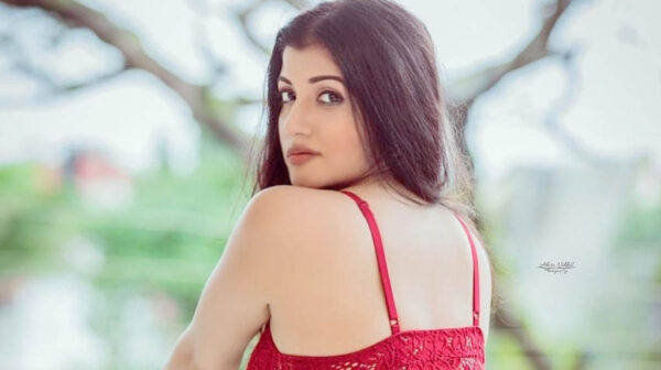 Bahu Humari Rajnikant Actress Archana Singh makes Telugu debut with Mahaprasthanum