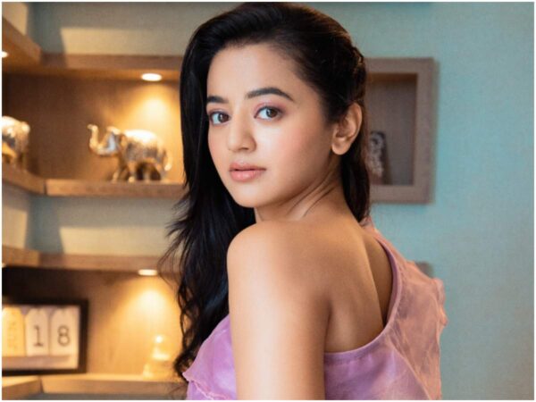 Helly Shah Indian television actress Wiki ,Bio, Profile, Unknown Facts and Family Details revealed