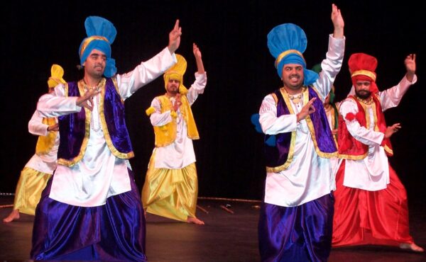 Traditional Dress of Men in Punjab